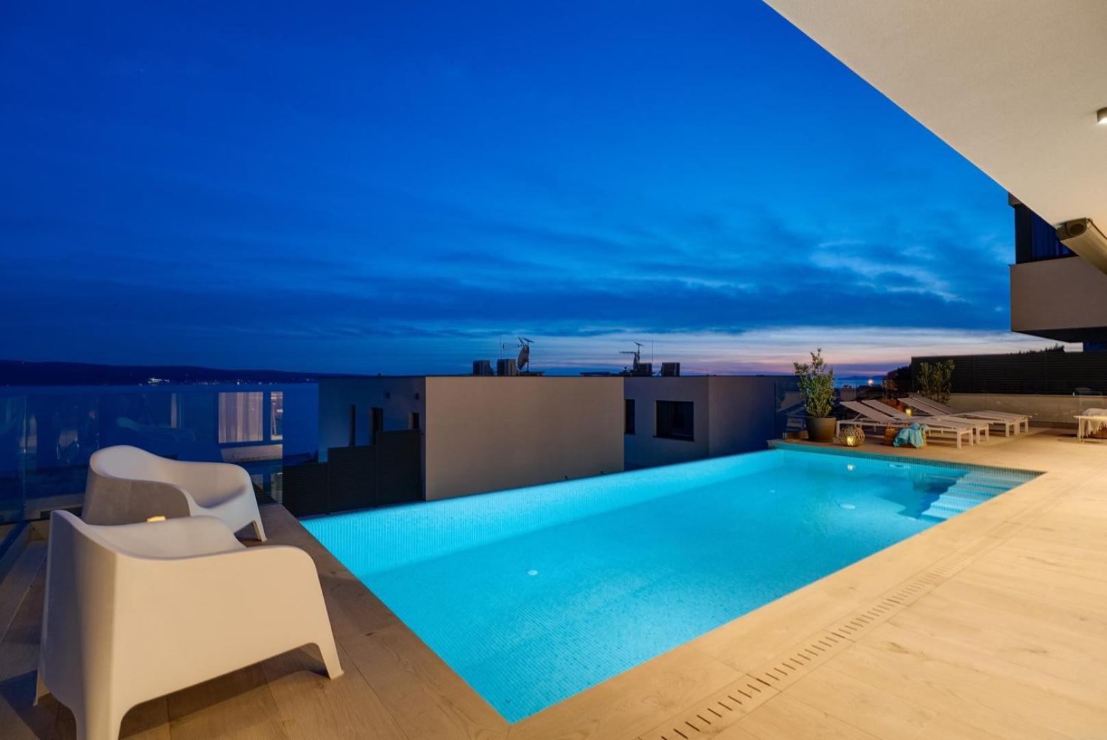 New! Ocean View Villa 耶塞尼采 外观 照片