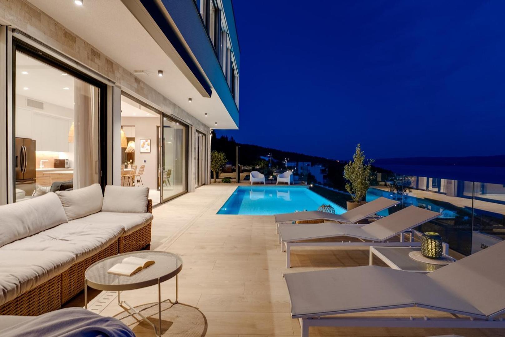 New! Ocean View Villa 耶塞尼采 外观 照片