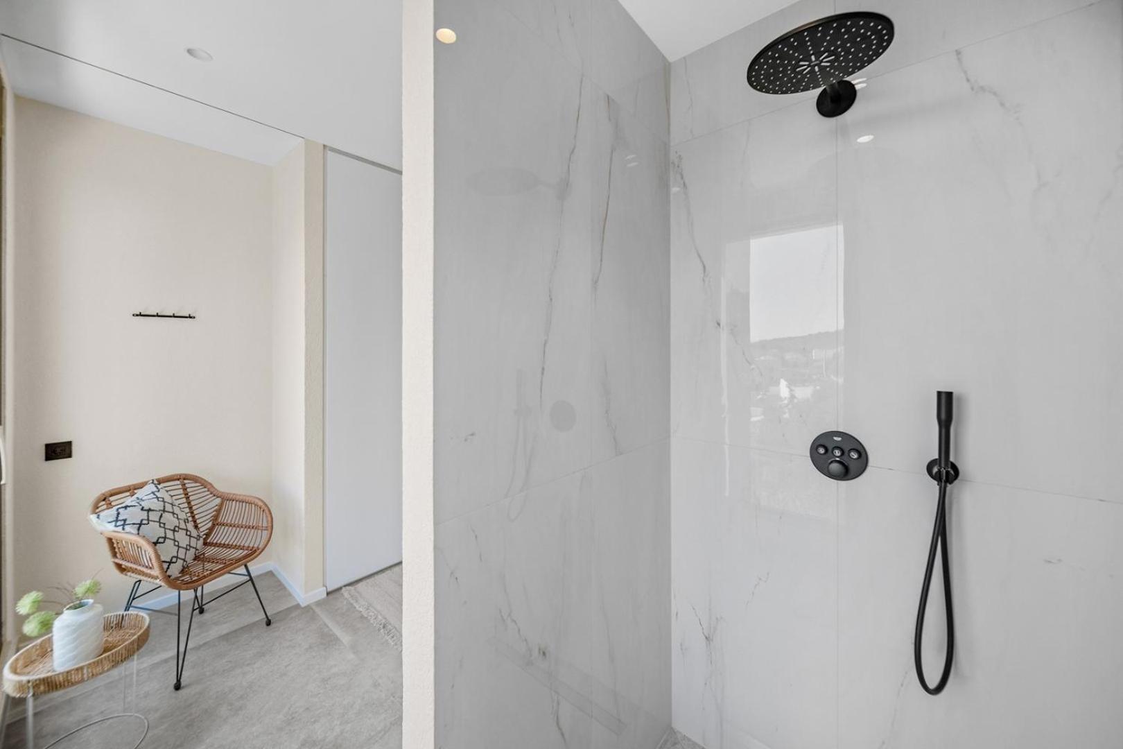 New! Ocean View Villa 耶塞尼采 外观 照片