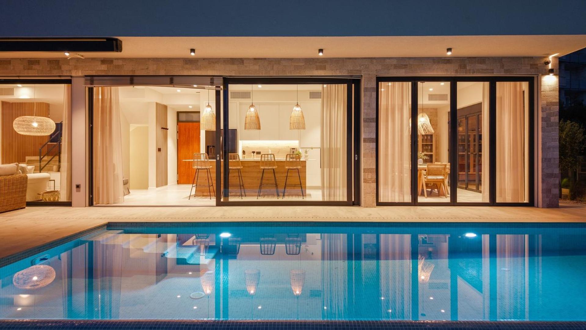 New! Ocean View Villa 耶塞尼采 外观 照片
