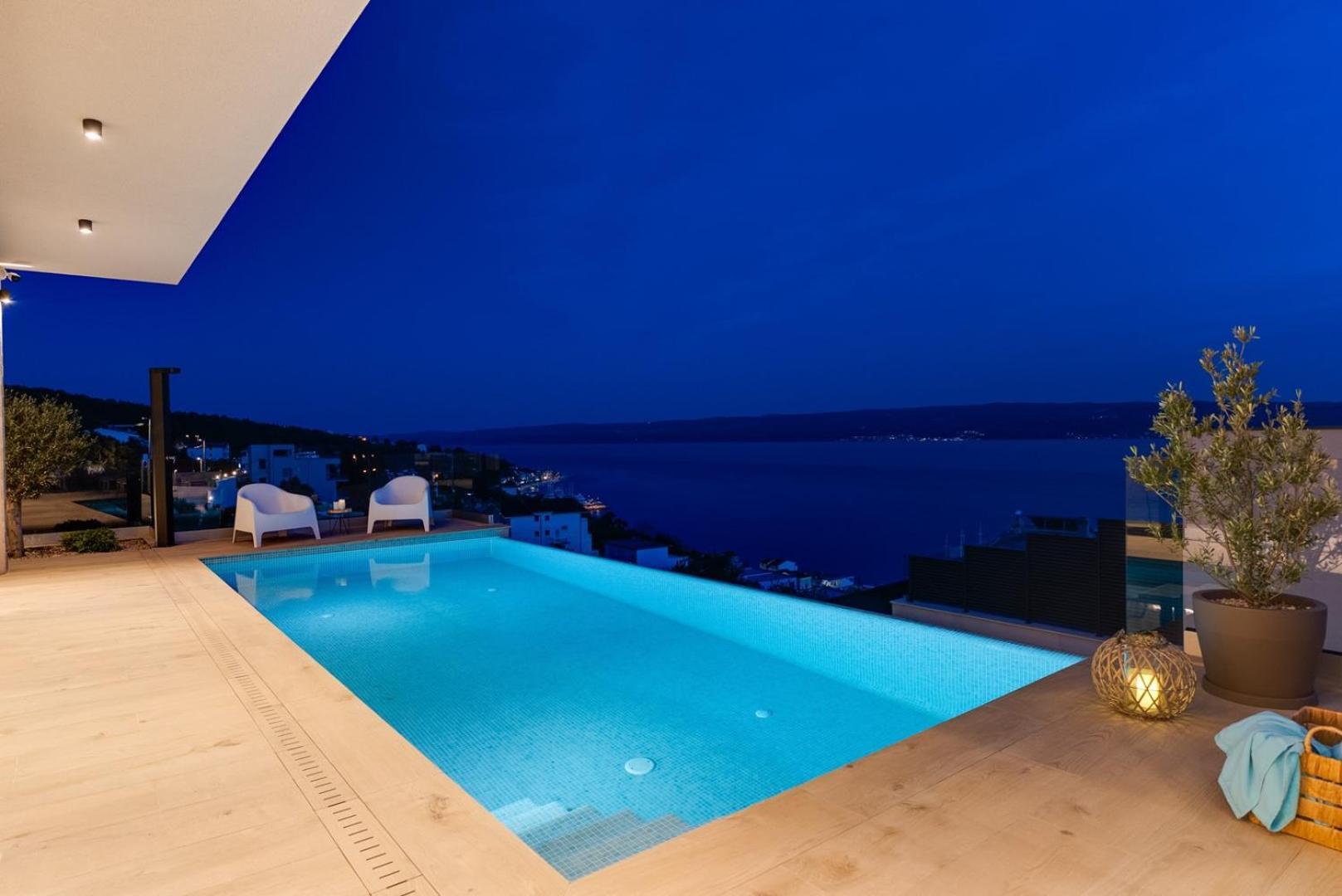 New! Ocean View Villa 耶塞尼采 外观 照片